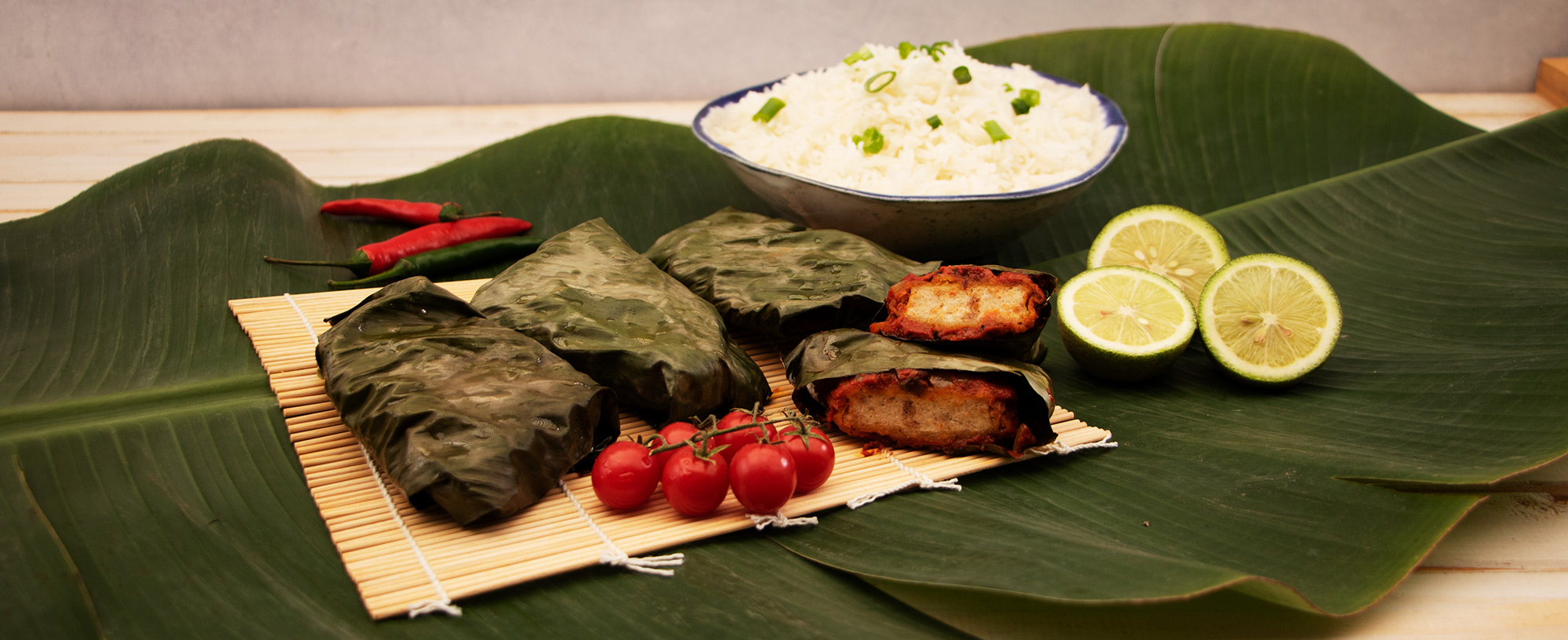 Fish-style fillets in banana leaves